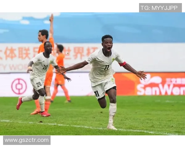 足球超级球星txt:揭秘全球顶级球员背后的故事与成就 足球超级球星txt:揭秘全球顶级球员背后的故事与成就