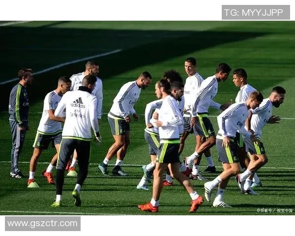 中国足球五大球星崛起 他们的辉煌历程与未来展望