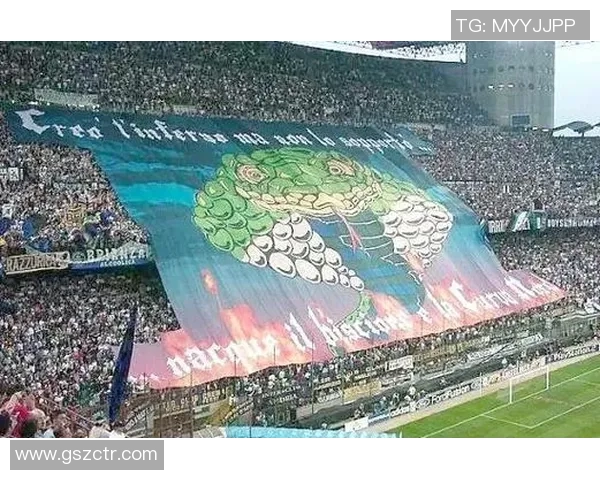 足球巨星亲临实况游戏竞技场,虚拟与现实的激烈碰撞引爆全球球迷热情 足球巨星亲临实况游戏竞技场,虚拟与现实的激烈碰撞引爆全球球迷热情